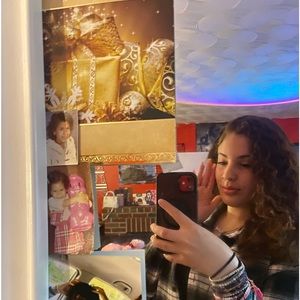 Meet your Posher, Hailey